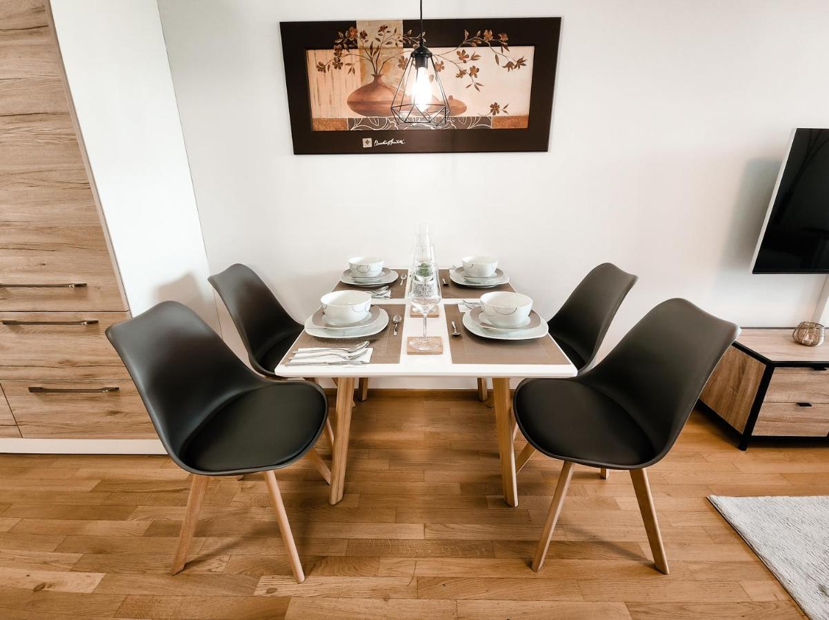 Vienna Green - Modern New Apartment, Old Danube Exterior photo
